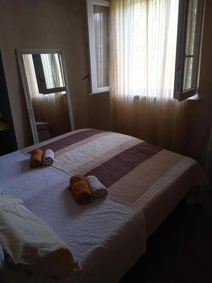 Apartamento Apartmani Ilena Rijeka Croácia