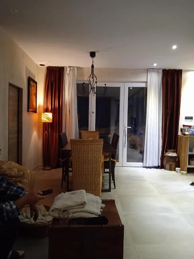 Apartmani Ilena Rijeka 0*,